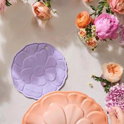 Le Creuset Petal Trivet