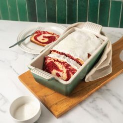 Alternative view of Le Creuset Heritage Loaf Pan
