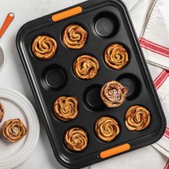 Alternative view of Le Creuset Non-stick Metal Bakeware 12-Cup Muffin Pan