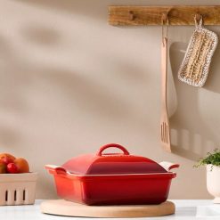 Alternative view of Le Creuset Heritage Shallow Square Casserole