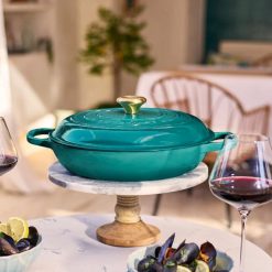 Alternative view of Le Creuset Signature Braiser
