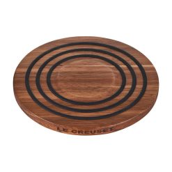 Alternative view of Le Creuset Magnetic Wooden Trivet